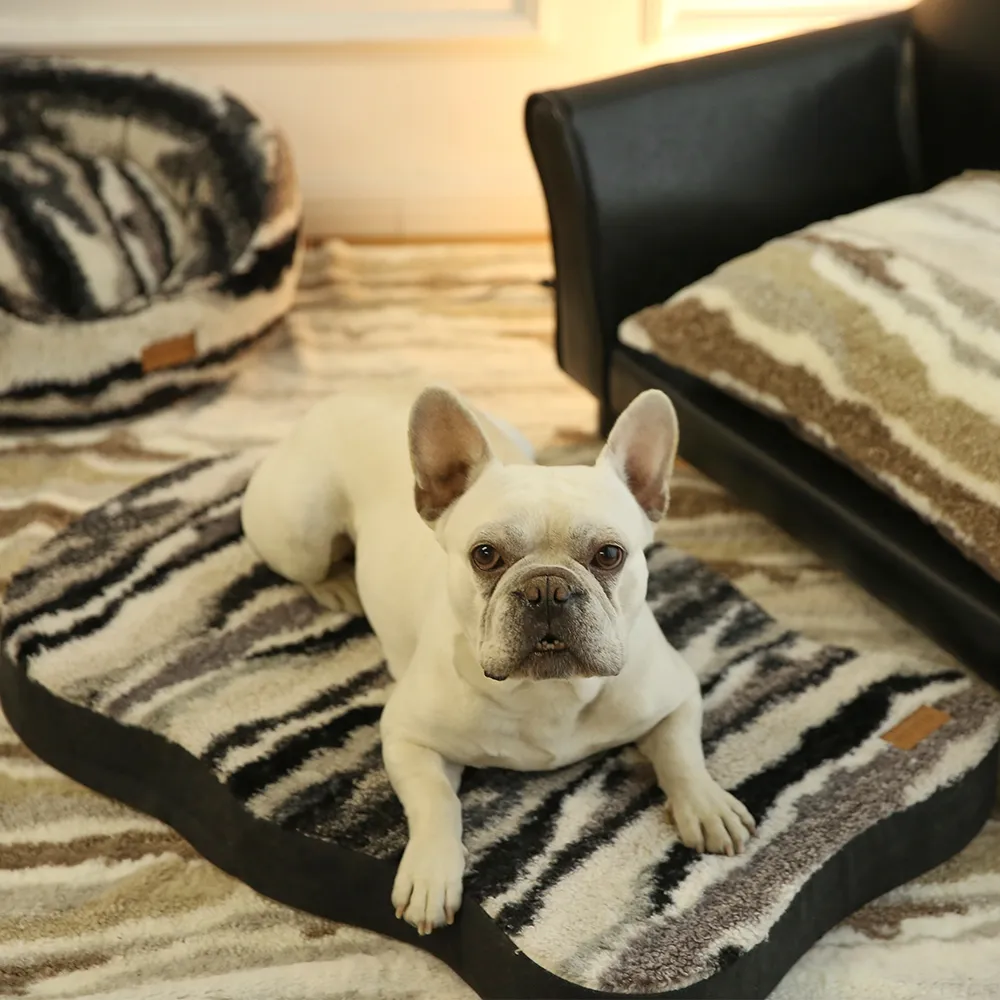 Washable Chenille Pet Bed Large Cushion Dog Bed - Image 4