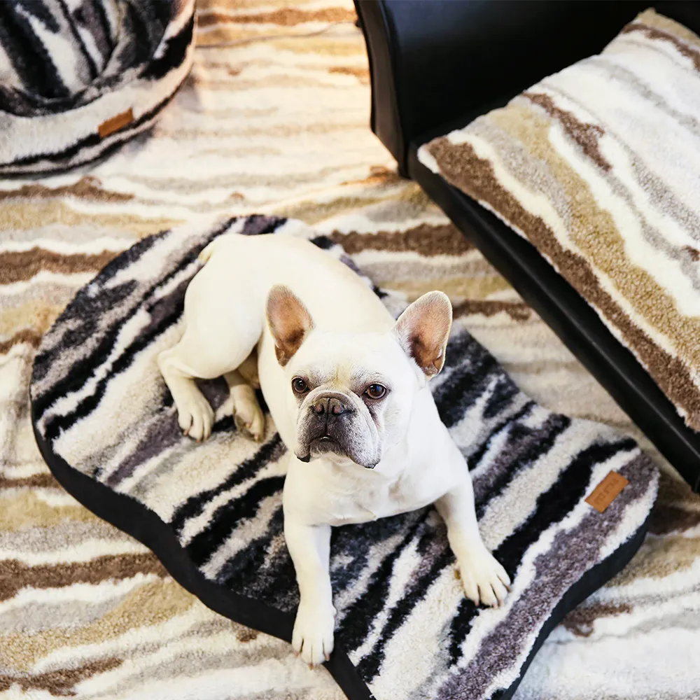 Washable Chenille Pet Bed Large Cushion Dog Bed - Image 6