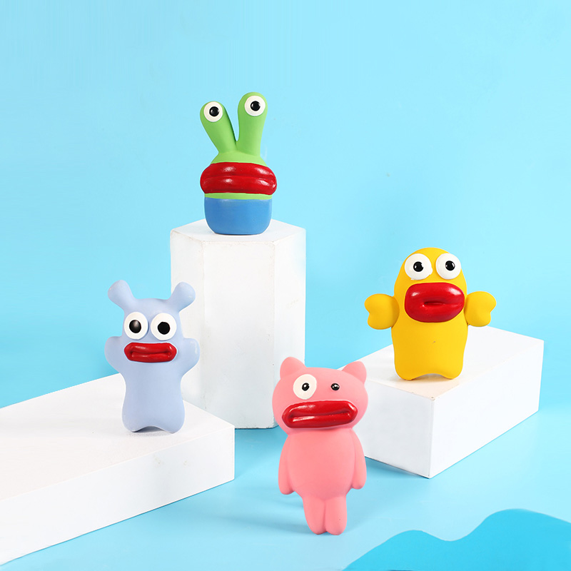 Munchkin Monsters Squeaky Dog Toy - Image 2