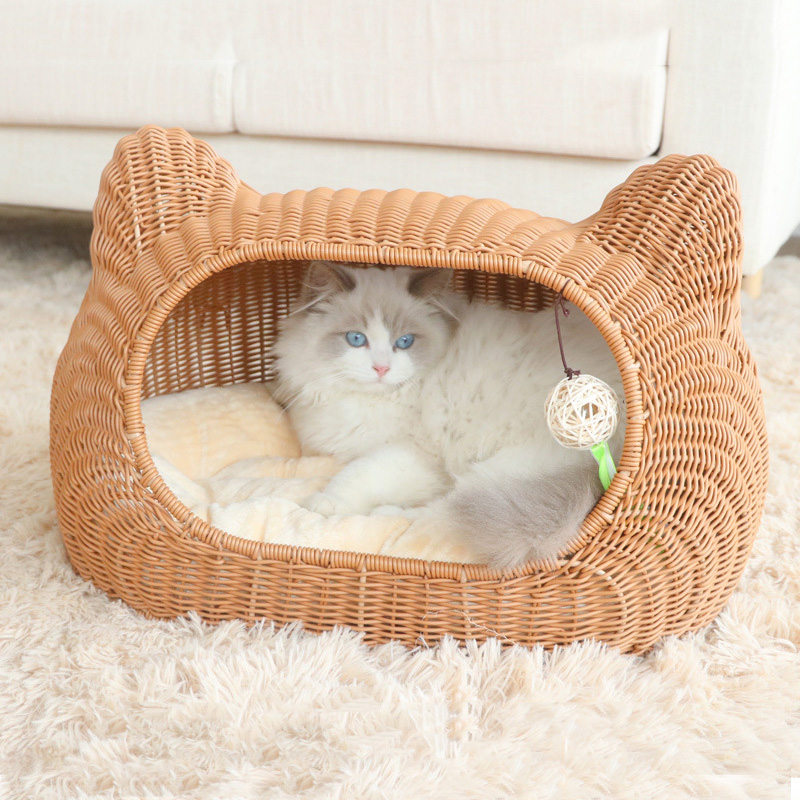 High Quality Hand-Woven Semi-Enclosed Cat Bed