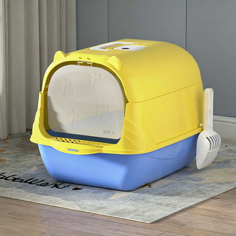 XL Enclosed Cat Litter Box with Flip Lid & Scoop