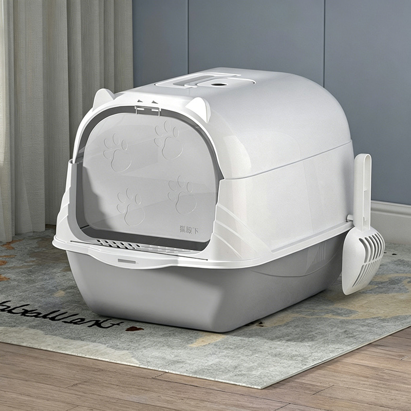 XL Enclosed Cat Litter Box with Flip Lid & Scoop